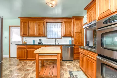 417 Harris Ave, Rodeo, CA 94572 photo 8
