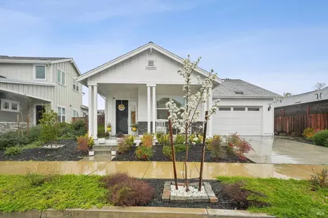 1133 Portello Ln, Windsor, CA 95492