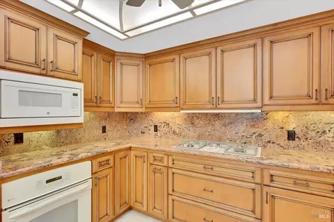 581 Werner Way, Vacaville, CA 95688 photo 23