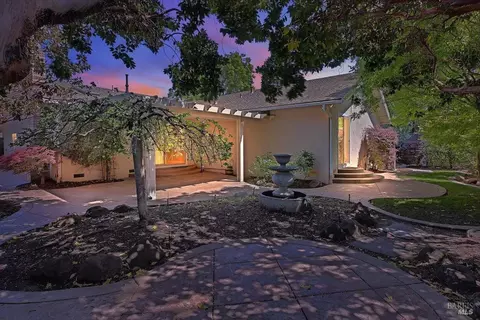 581 Werner Way, Vacaville, CA 95688