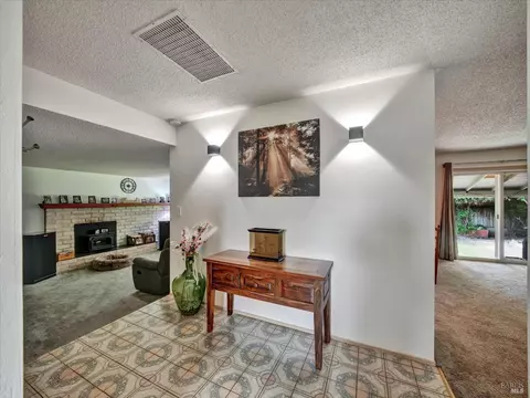 821 5th St E, Sonoma, CA 95476 photo 2