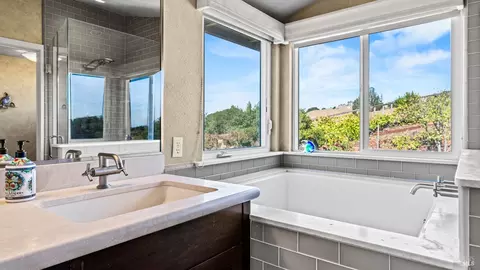 218 Simon Dr, Petaluma, CA 94952 photo 23