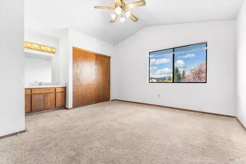 512 Capps Ln, Ukiah, CA 95482 photo 17