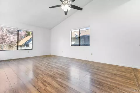 512 Capps Ln, Ukiah, CA 95482 photo 6