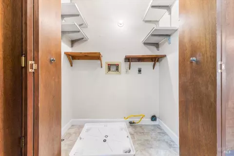 512 Capps Ln, Ukiah, CA 95482 photo 16