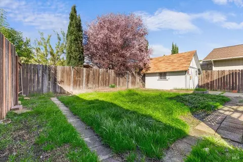 512 Capps Ln, Ukiah, CA 95482 photo 29