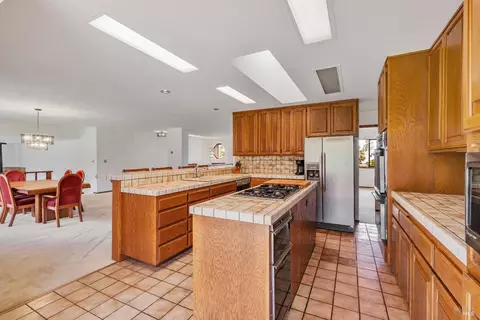 2 Knutte Ct, Novato, CA 94947 photo 12