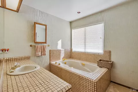 2 Knutte Ct, Novato, CA 94947 photo 21