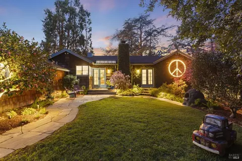 155 Broadmoor Ct, San Anselmo, CA 94960