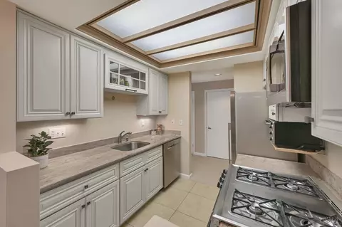 600 Deer Valley Rd #2C, San Rafael, CA 94903