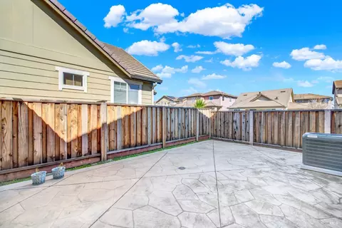 1572 Bailey Dr, Fairfield, CA 94533 photo 31