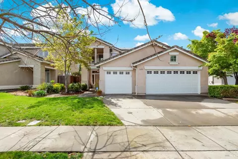 1237 Shoreline Cir, Fairfield, CA 94533