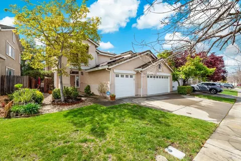 1237 Shoreline Cir, Fairfield, CA 94533 photo 3
