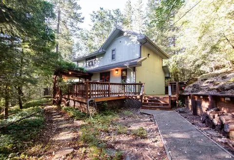 16515 Cobb Blvd, Cobb, CA 95426