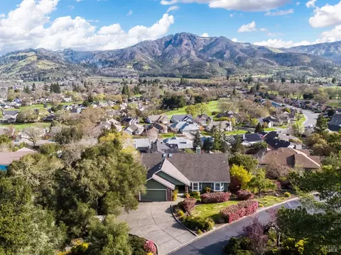 413 Crestridge Pl, Santa Rosa, CA 95409