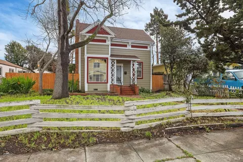 1211 Kentucky St, Vallejo, CA 94590 photo 2