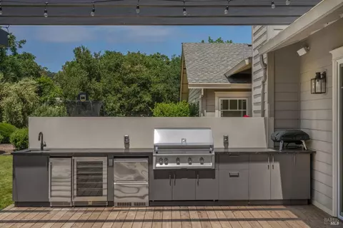 Kitchen - 19185 7th St E, Sonoma, CA 95476 photo 4 of 4