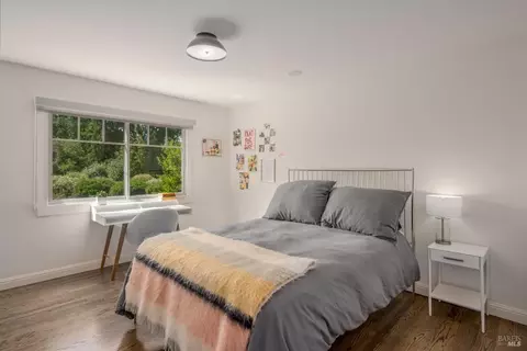 Bedroom - 19185 7th St E, Sonoma, CA 95476 photo 2 of 3