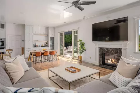 Living - 19185 7th St E, Sonoma, CA 95476 photo 1 of 3