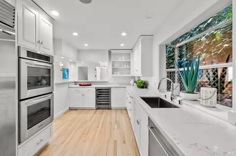 Kitchen - 433 Bridgeway, Sausalito, CA 94965 photo 2 of 3