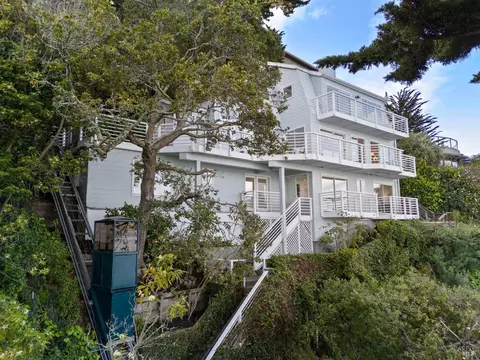 Exterior - 433 Bridgeway, Sausalito, CA 94965 photo 3 of 4