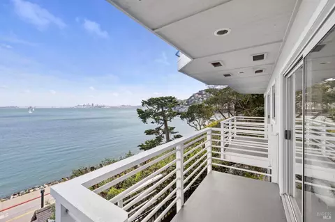 View/Area - 433 Bridgeway, Sausalito, CA 94965 photo 5 of 10