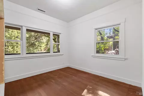 Bedroom - 162 Wolfe Grade, Kentfield, CA 94904 photo 3 of 7