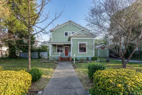 701 W Clay St, Ukiah, CA 95482