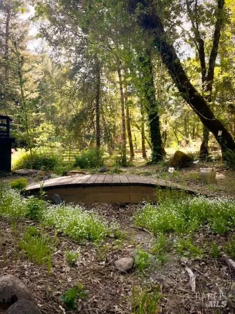 Exterior - 909 Exley Ln, Willits, CA 95490 photo 7 of 9
