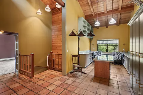 Entry Way - 909 Exley Ln, Willits, CA 95490 photo 2 of 4
