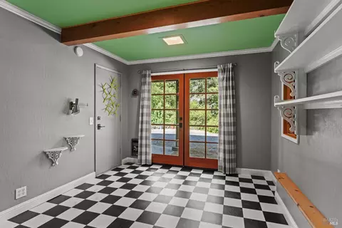 Entry Way - 909 Exley Ln, Willits, CA 95490 photo 4 of 4