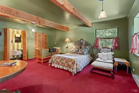 Bedroom - 909 Exley Ln, Willits, CA 95490 photo 2 of 2