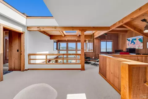 Entry Way - Undisclosed, Sausalito, CA 94965 photo 4 of 6