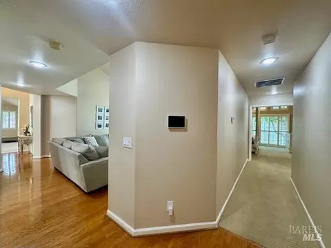 Entry Way - 1555 Mccarthy Ct, Dixon, CA 95620 photo 4 of 4