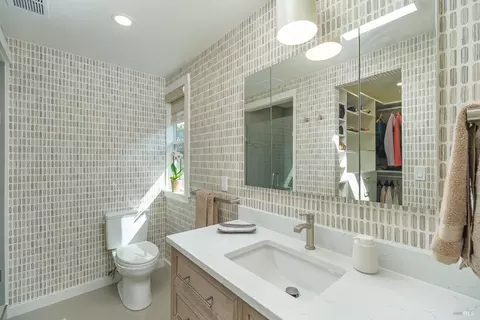 340 Devon Dr, San Rafael, CA 94903 photo 17