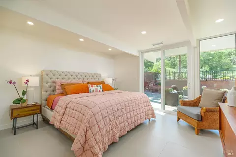 340 Devon Dr, San Rafael, CA 94903 photo 15