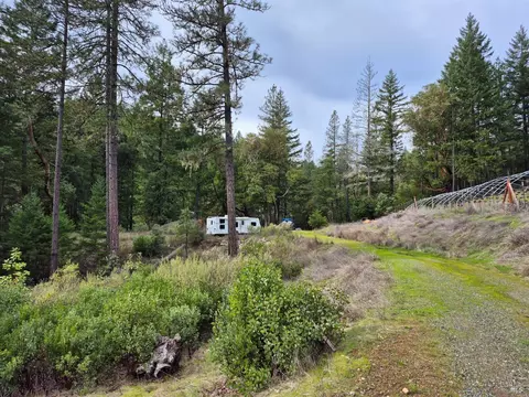 5376 Wild Iris Ln, Willits, CA 95490 photo 4