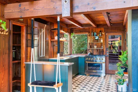Kitchen - 22099 Ruoff Rd, Jenner, CA 95450 photo 2 of 4