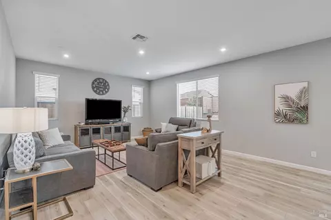 6248 Olympic Pl, Rohnert Park, CA 94928 photo 8