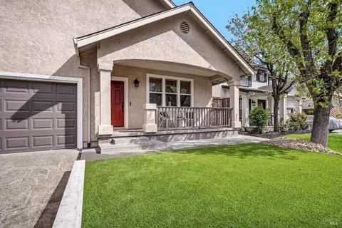 122 Clay St, Sonoma, CA 95476