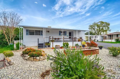 80 Coronado Cir, Santa Rosa, CA 95409