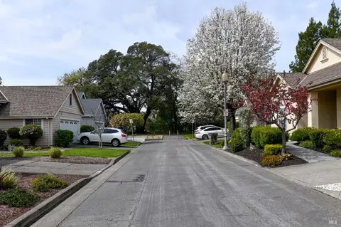 703 Harry James Ct, Windsor, CA 95492 photo 27