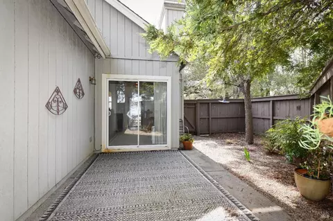 703 Harry James Ct, Windsor, CA 95492 photo 17