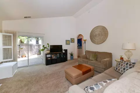 703 Harry James Ct, Windsor, CA 95492 photo 5