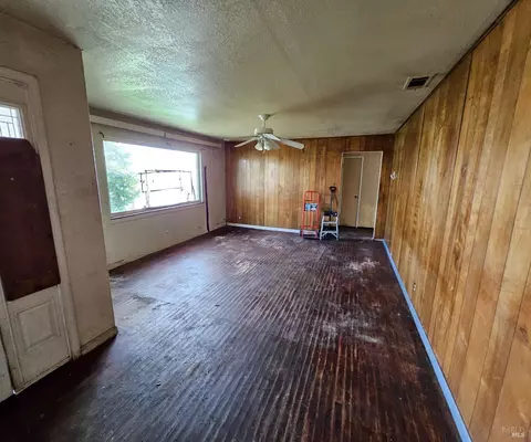 1013 Taft St, Fairfield, CA 94533 photo 4