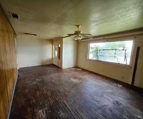 1013 Taft St, Fairfield, CA 94533 photo 5