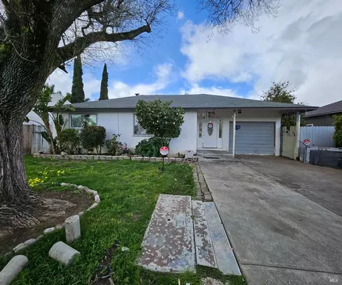 1013 Taft St, Fairfield, CA 94533 photo 2