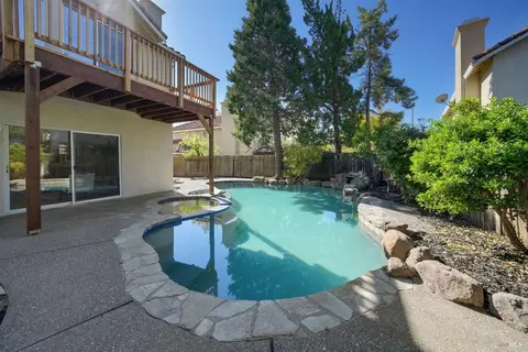Exterior - 106 Silver Eagle Way, Vacaville, CA 95688 photo 6 of 16