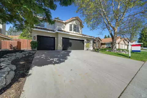 Exterior - 106 Silver Eagle Way, Vacaville, CA 95688 photo 2 of 16
