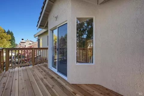 Exterior - 106 Silver Eagle Way, Vacaville, CA 95688 photo 10 of 16